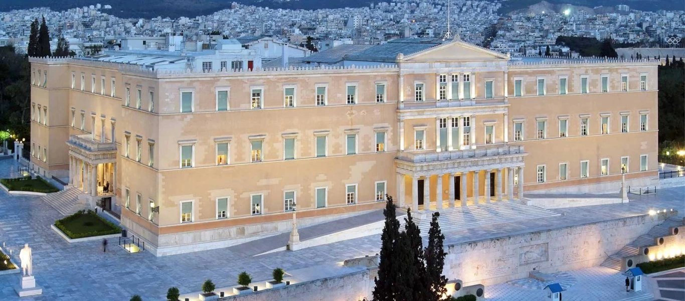 Το μυστικό δωμάτιο στην ελληνική Βουλή που έμεινε κλειστό για 40 χρόνια - Τι βρέθηκε μέσα;
